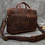 Meca P6 brown laptop bag.